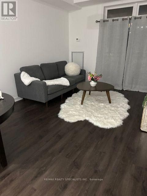 Photo of 237 - 5010 CORPORATE DRIVE