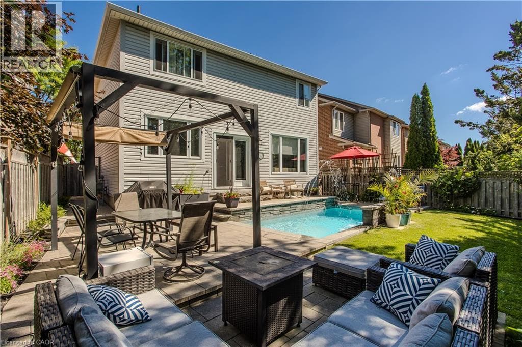 Photo of 5174 RAVINE Crescent