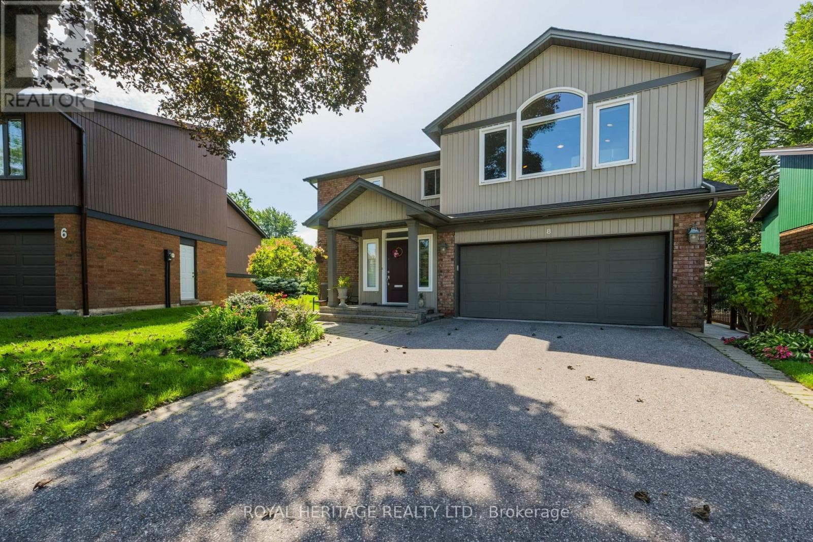 Photo of 8 CHANTREY COURT