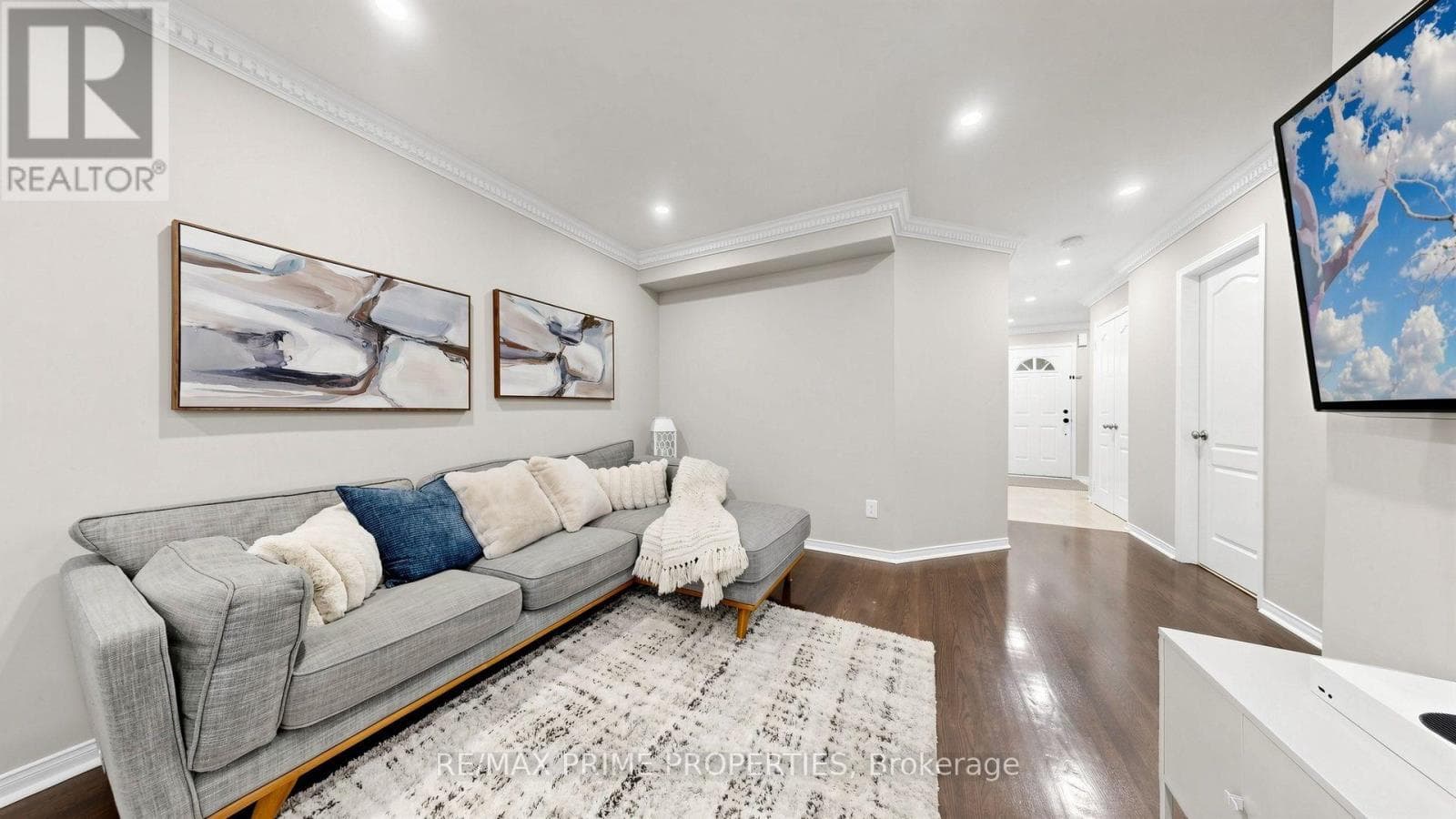 Photo of 18B - 1084 QUEEN STREET W
