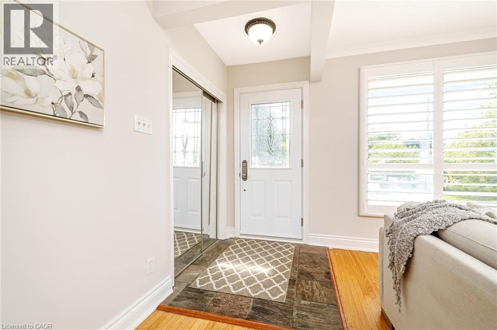 Photo of 408 KINGSLEIGH Court