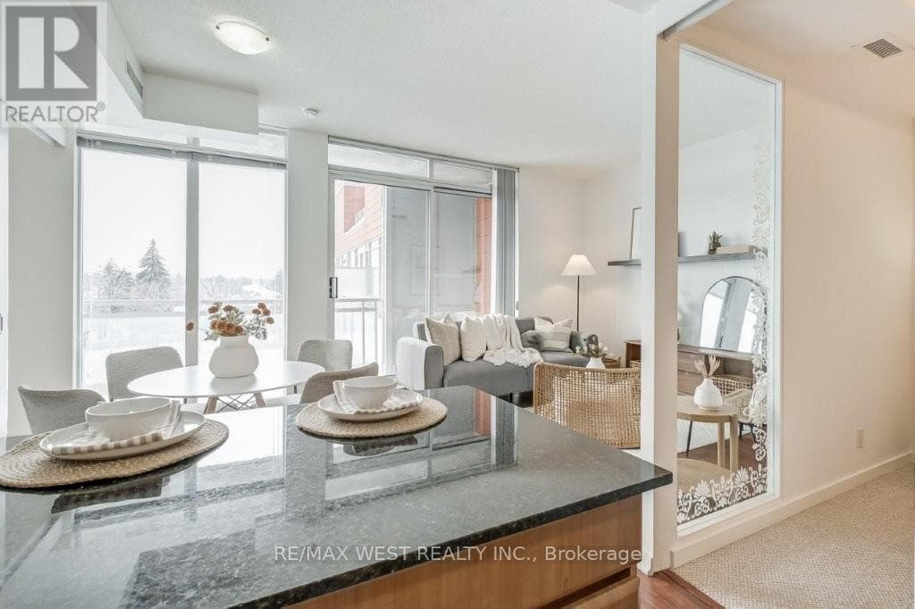 Photo of 501 - 30 CANTERBURY PLACE