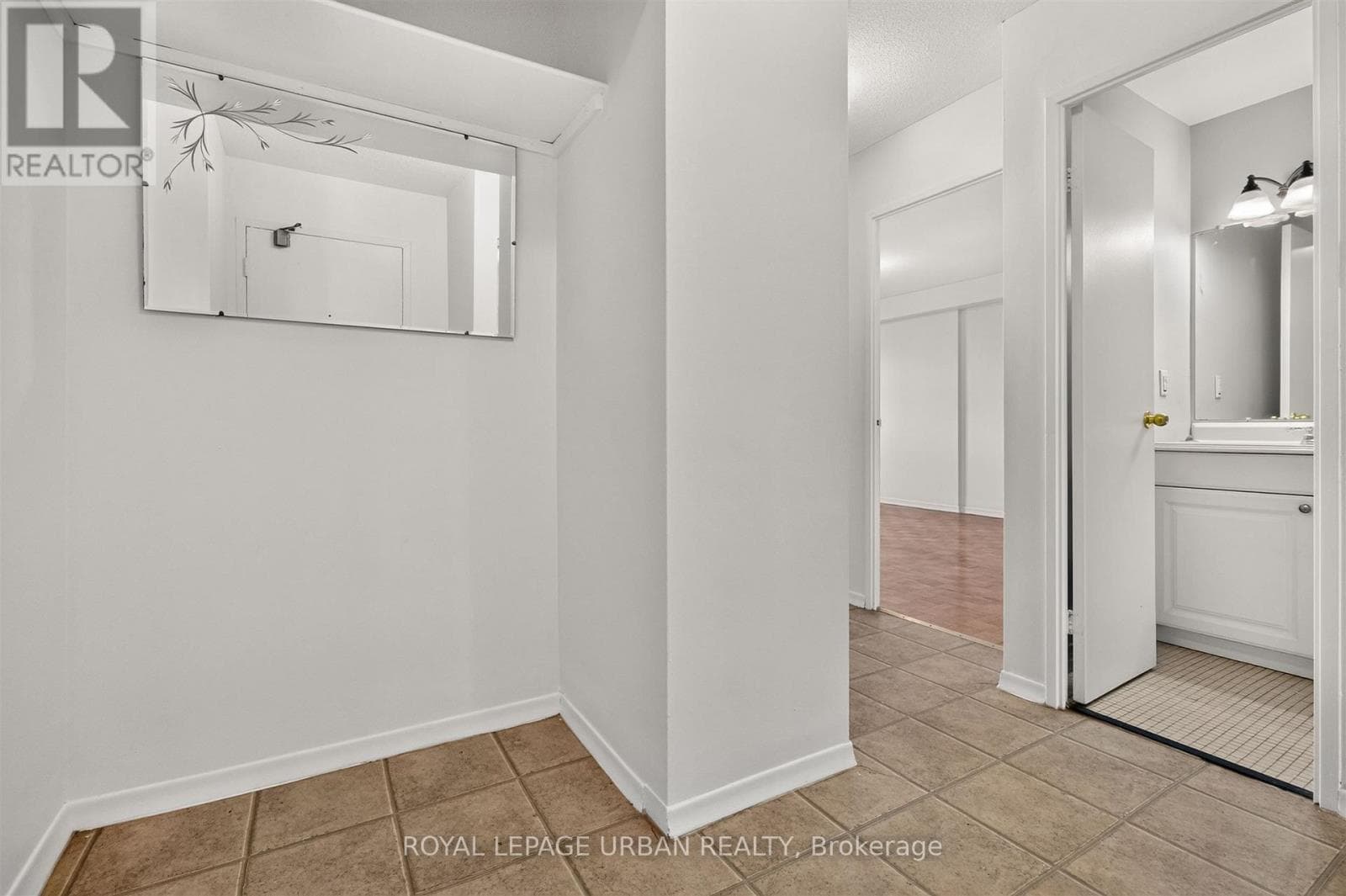 Photo of 703 - 1135 LOGAN AVENUE