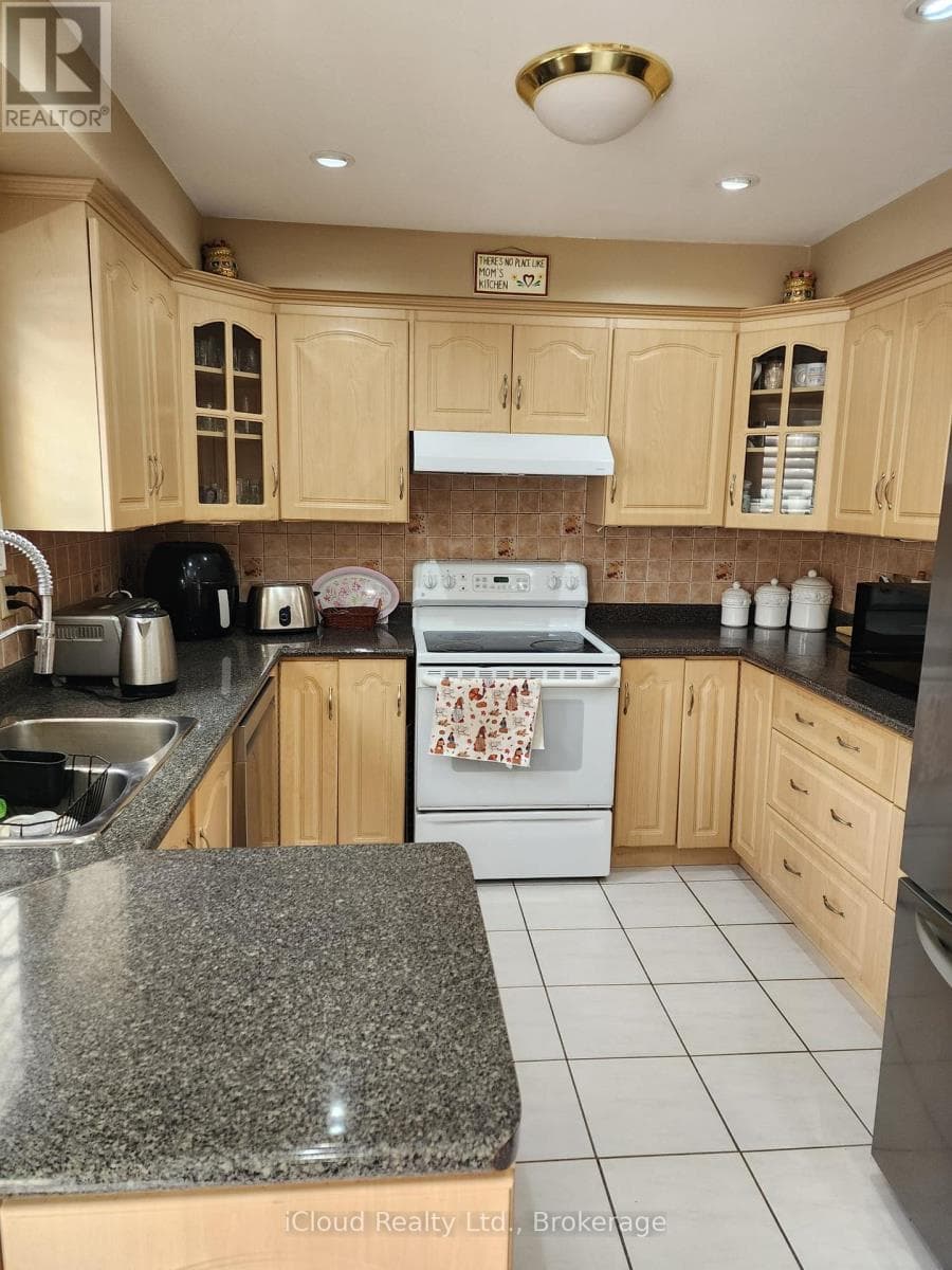 Photo of 60 TORRANCE WOODS
