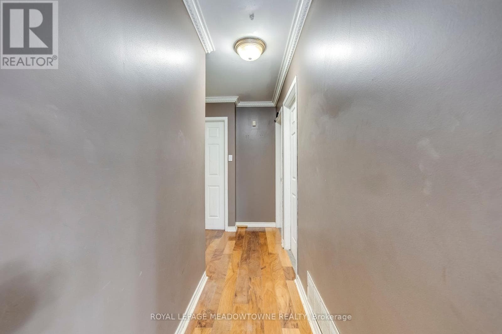Photo of 8 MIDHURST DRIVE