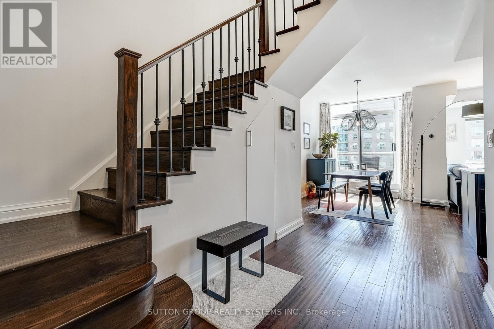 Photo of PH807 - 39 JARVIS STREET