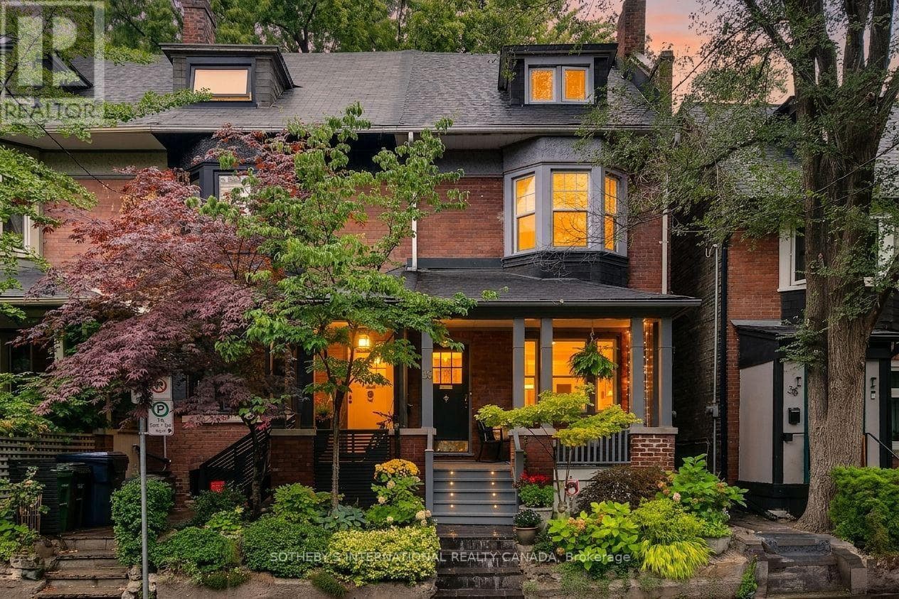 Photo of 36 ABERDEEN AVENUE