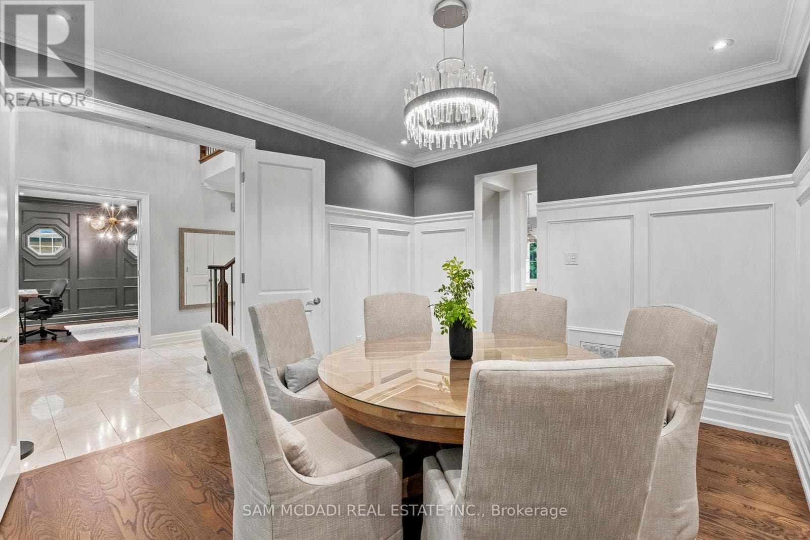 Photo of 955 CALDWELL AVENUE
