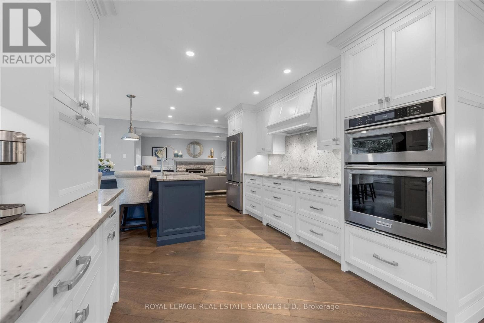 Photo of 1075 MAYFAIR ROAD