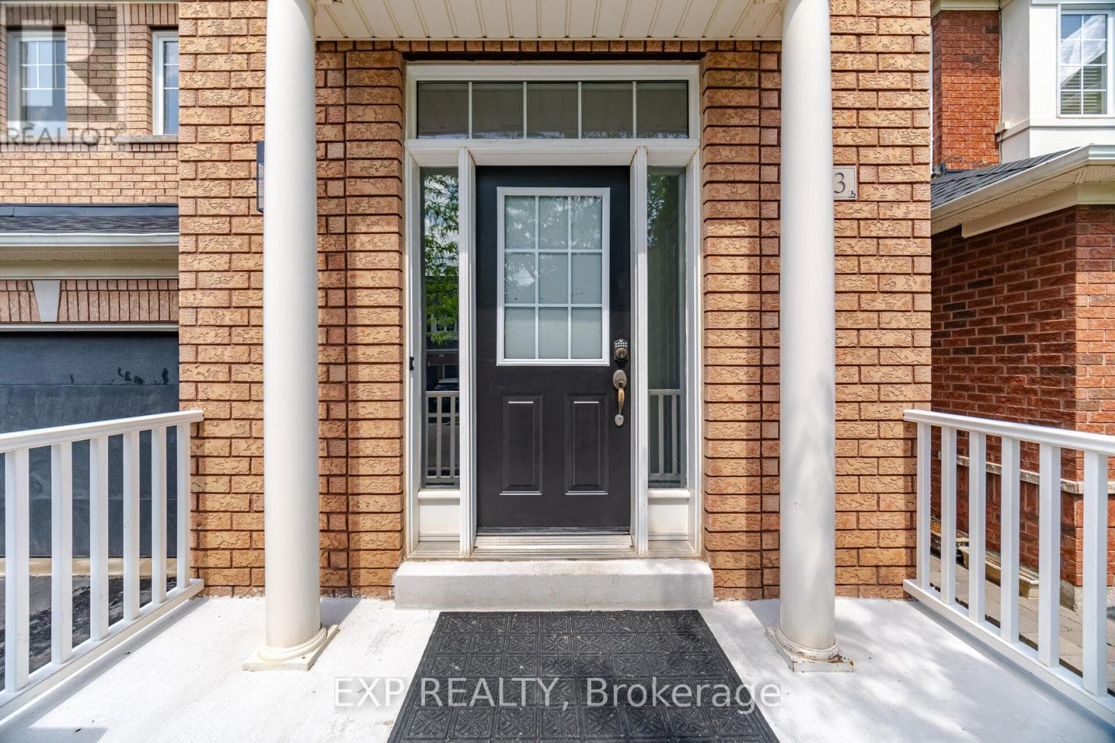 Photo of 363 HOLMES CRESCENT
