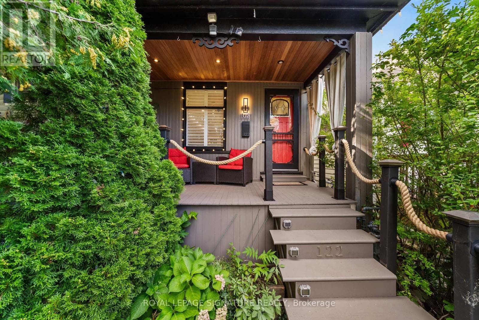 Photo of 122 DUVERNET AVENUE