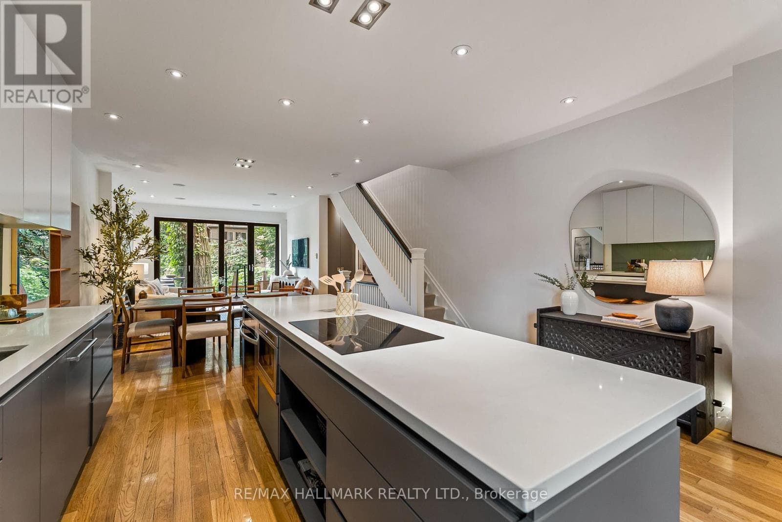 Photo of 40 FERNWOOD PARK AVENUE