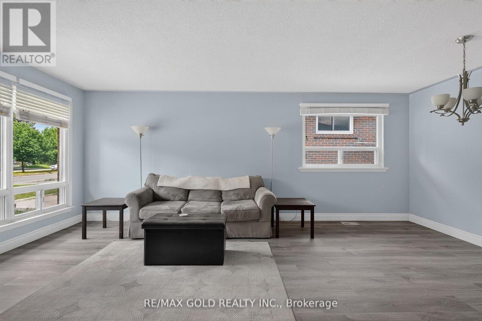 Photo of 182 MCMURCHY AVENUE S