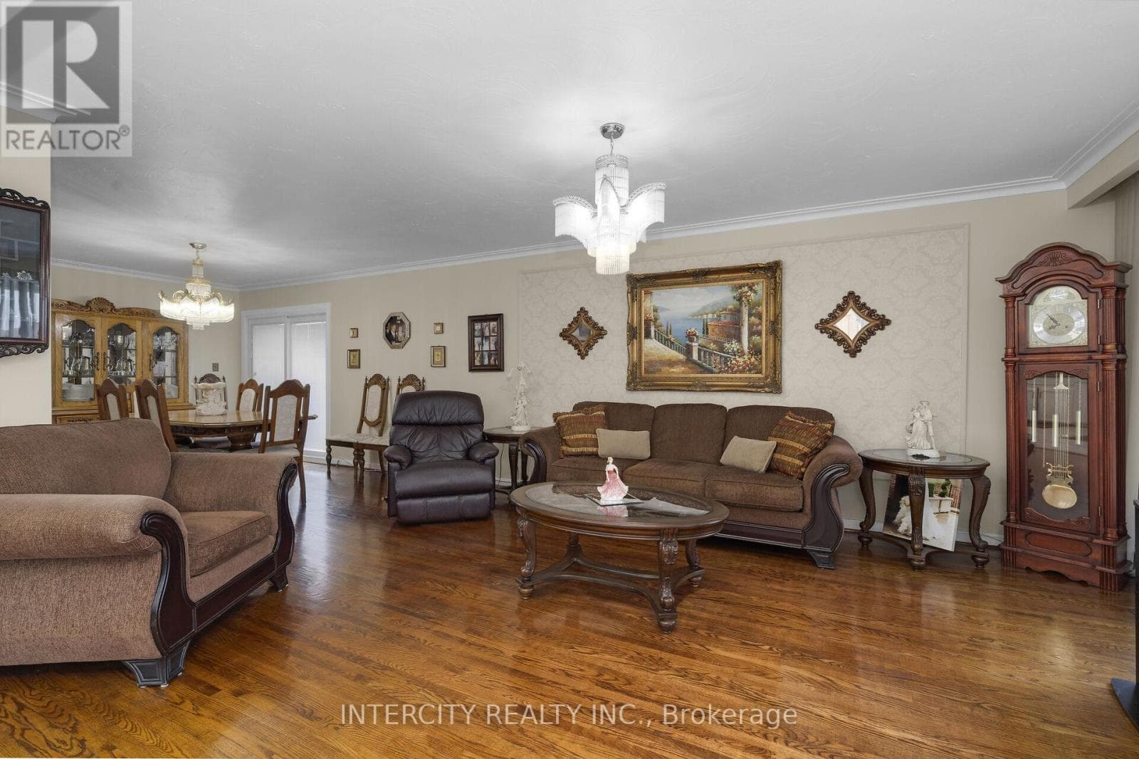 Photo of 7279 VERNOR DRIVE