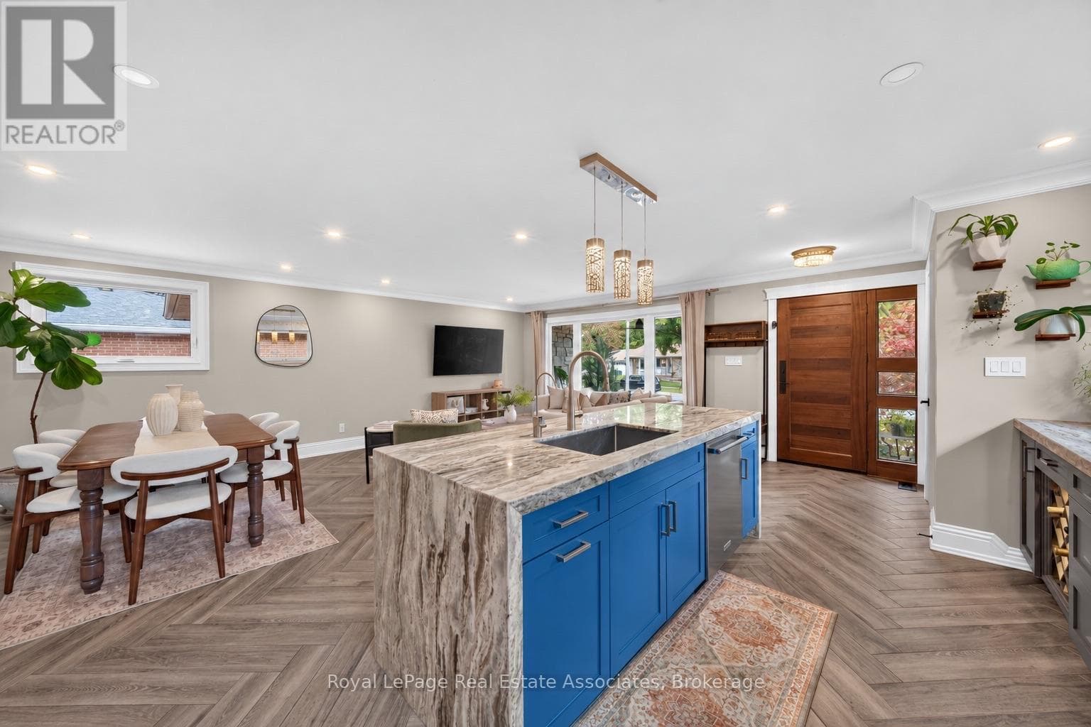 Photo of 2612 CUSHING ROAD