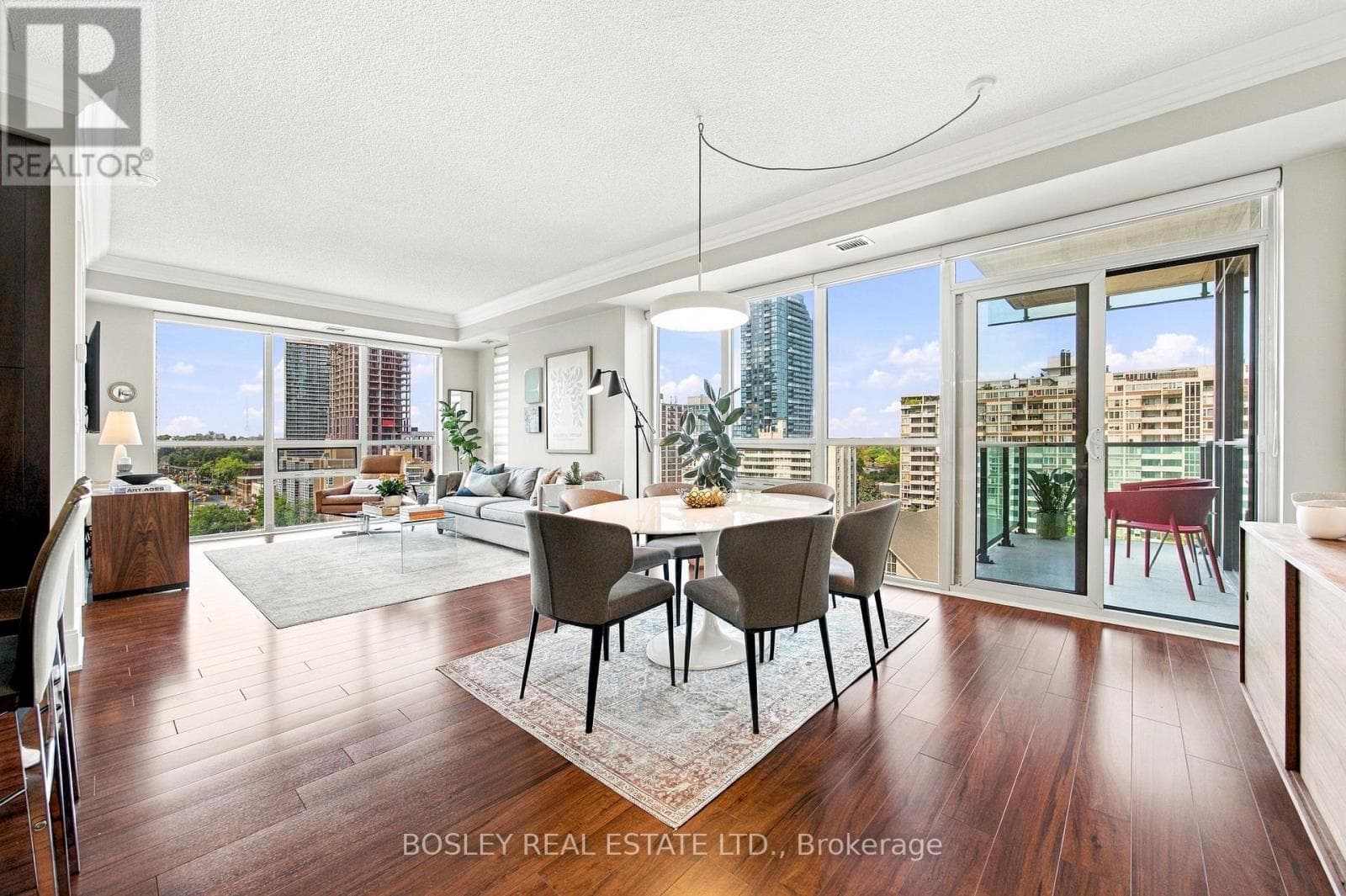 Photo of 802 - 25 BROADWAY AVENUE