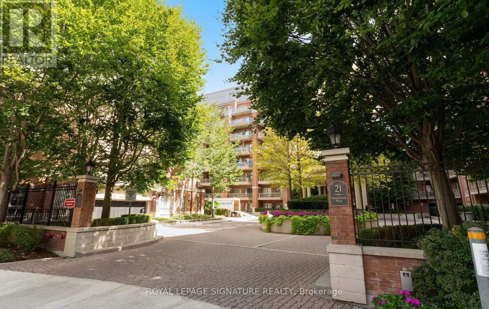 Photo of 337 - 21 BURKEBROOK PLACE
