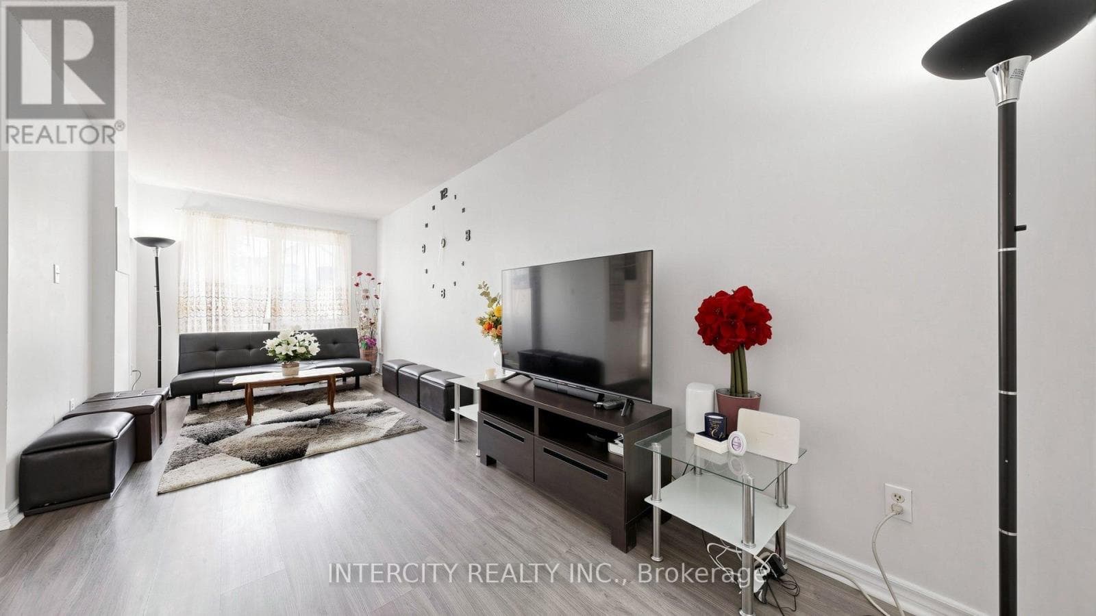 Photo of 142 - 21 LIVONIA PLACE