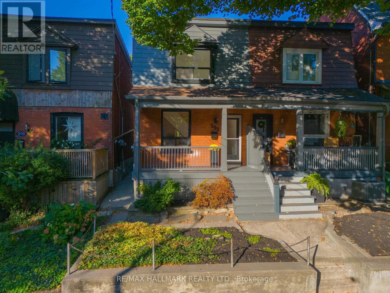 Photo of 592 LOGAN AVENUE