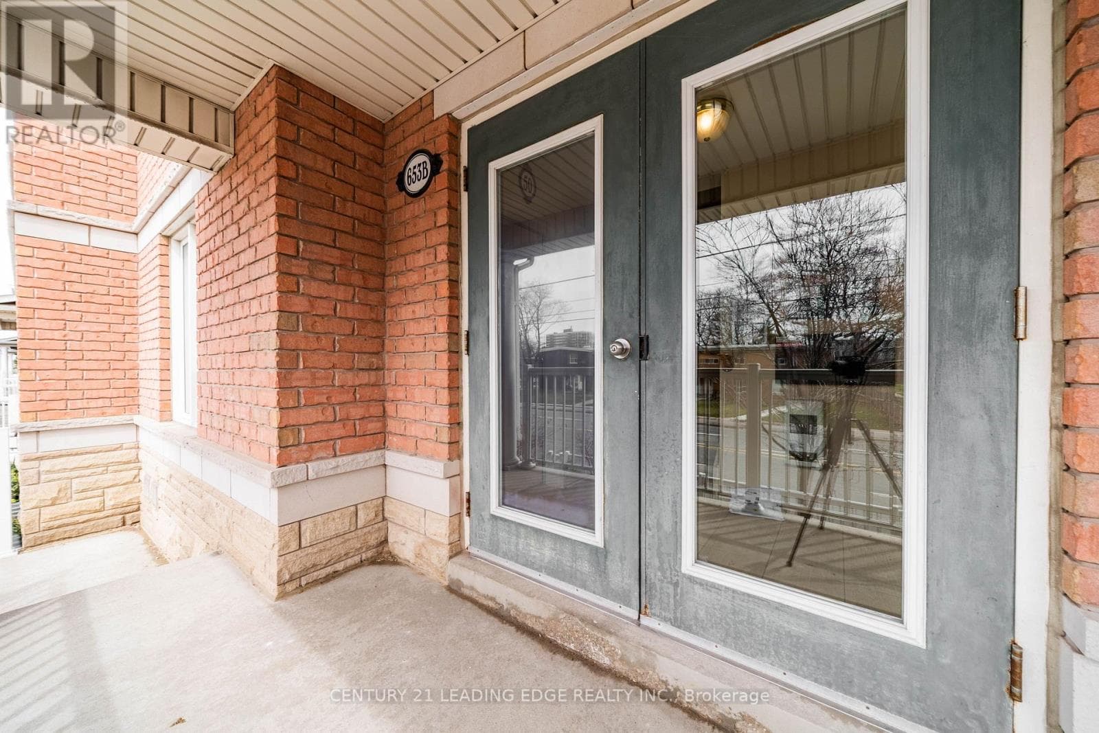 Photo of 53 - 653A WARDEN AVENUE