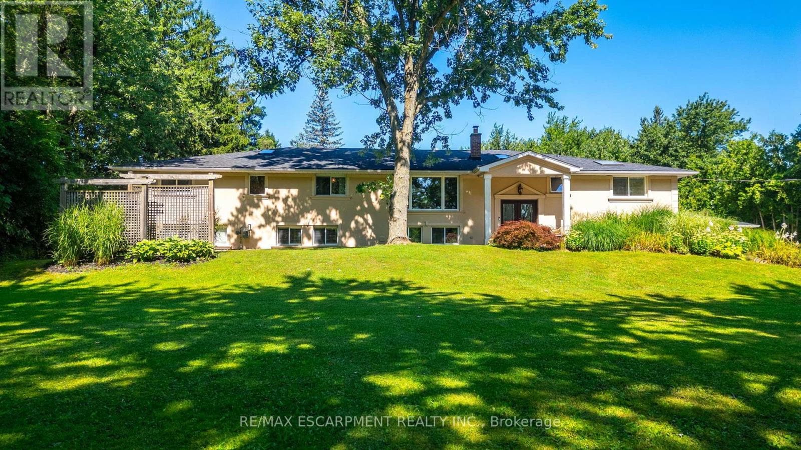 Photo of 2159 BRITANNIA ROAD