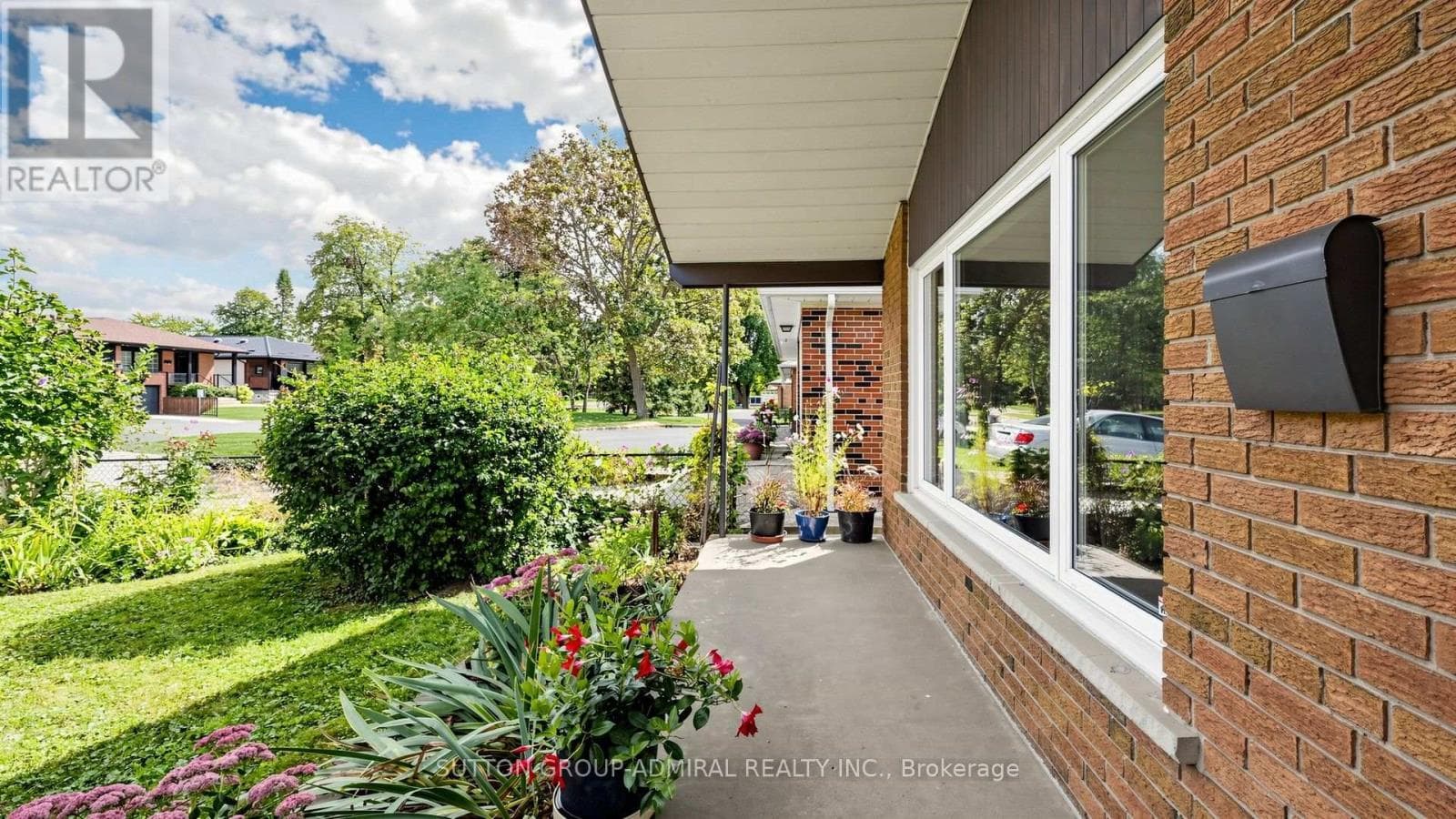 Photo of 27 WARLINGHAM COURT