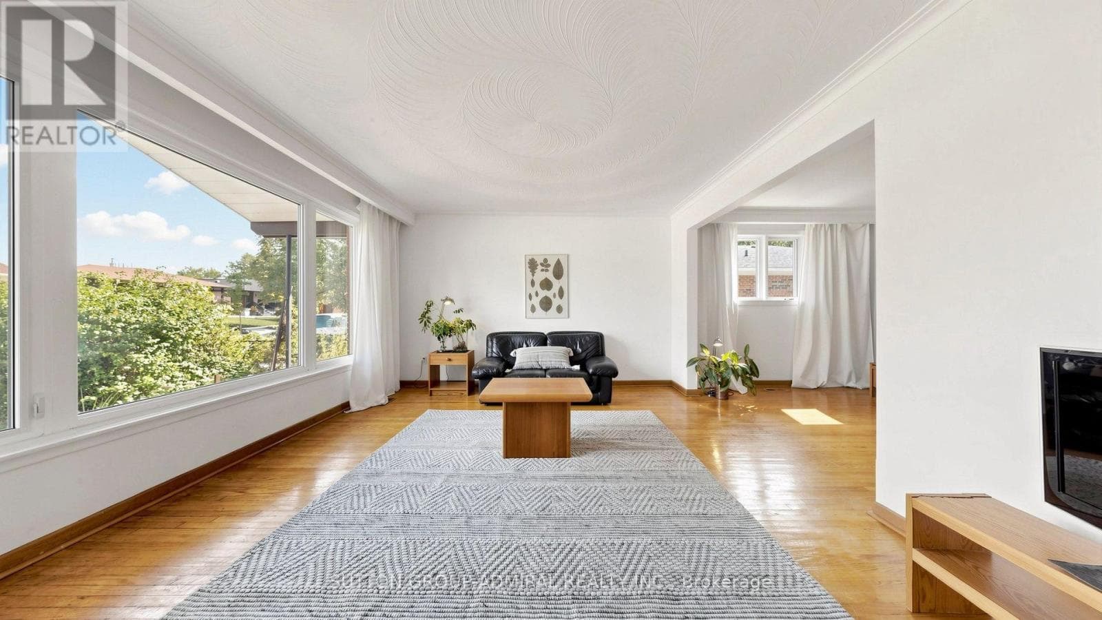 Photo of 27 WARLINGHAM COURT