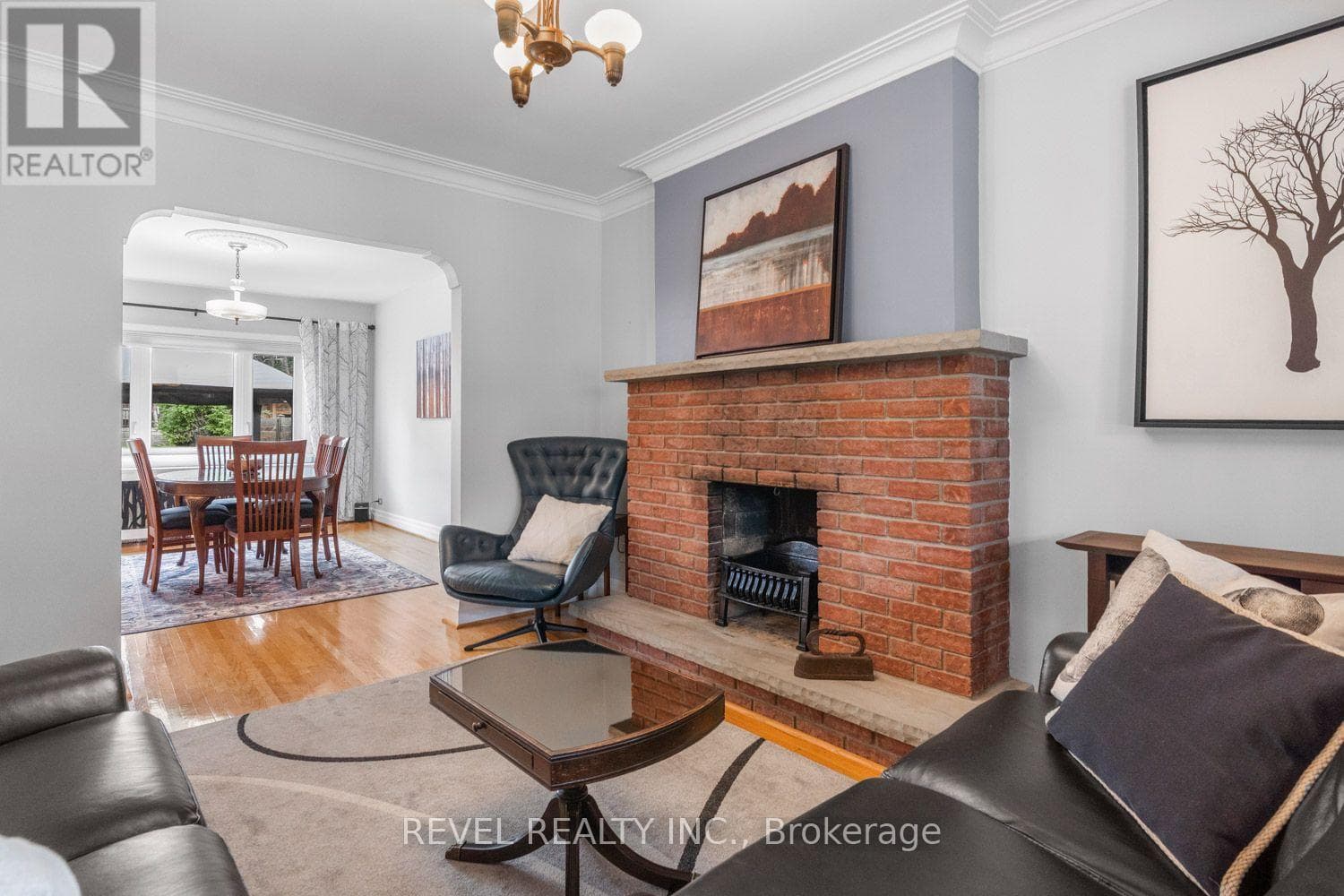 Photo of 165 NORTHCLIFFE BOULEVARD