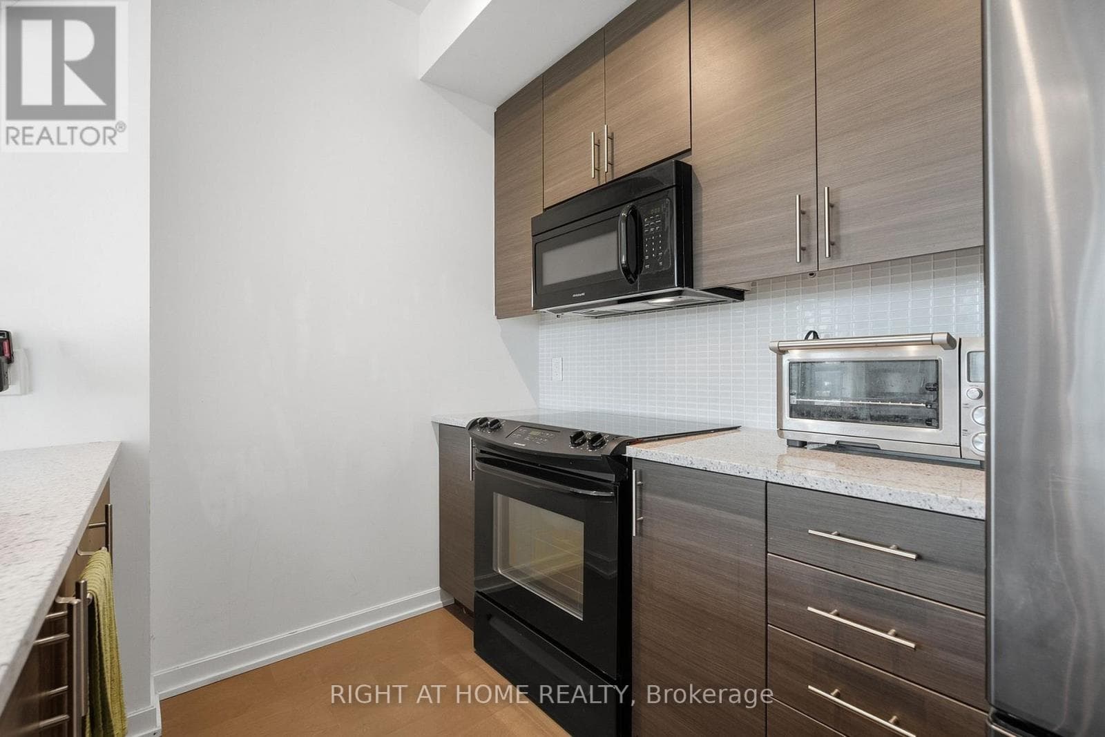 Photo of 1012 - 70 FOREST MANOR ROAD