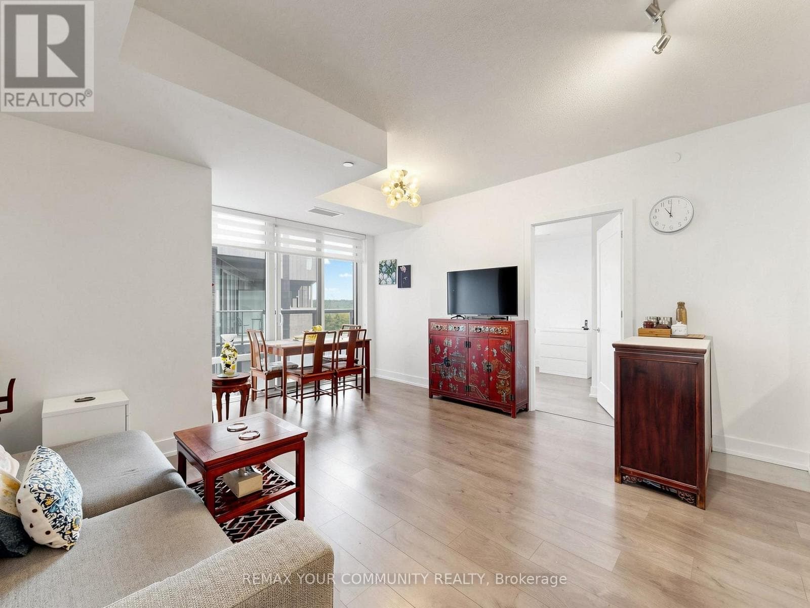 Photo of 963 - 25 ADRA GRADO WAY