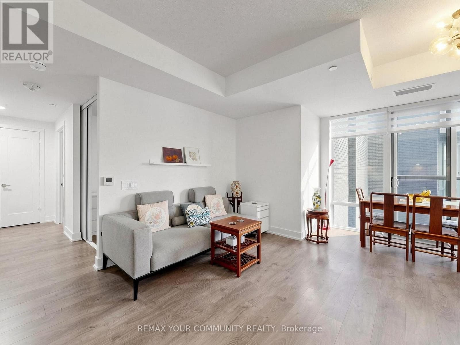 Photo of 963 - 25 ADRA GRADO WAY