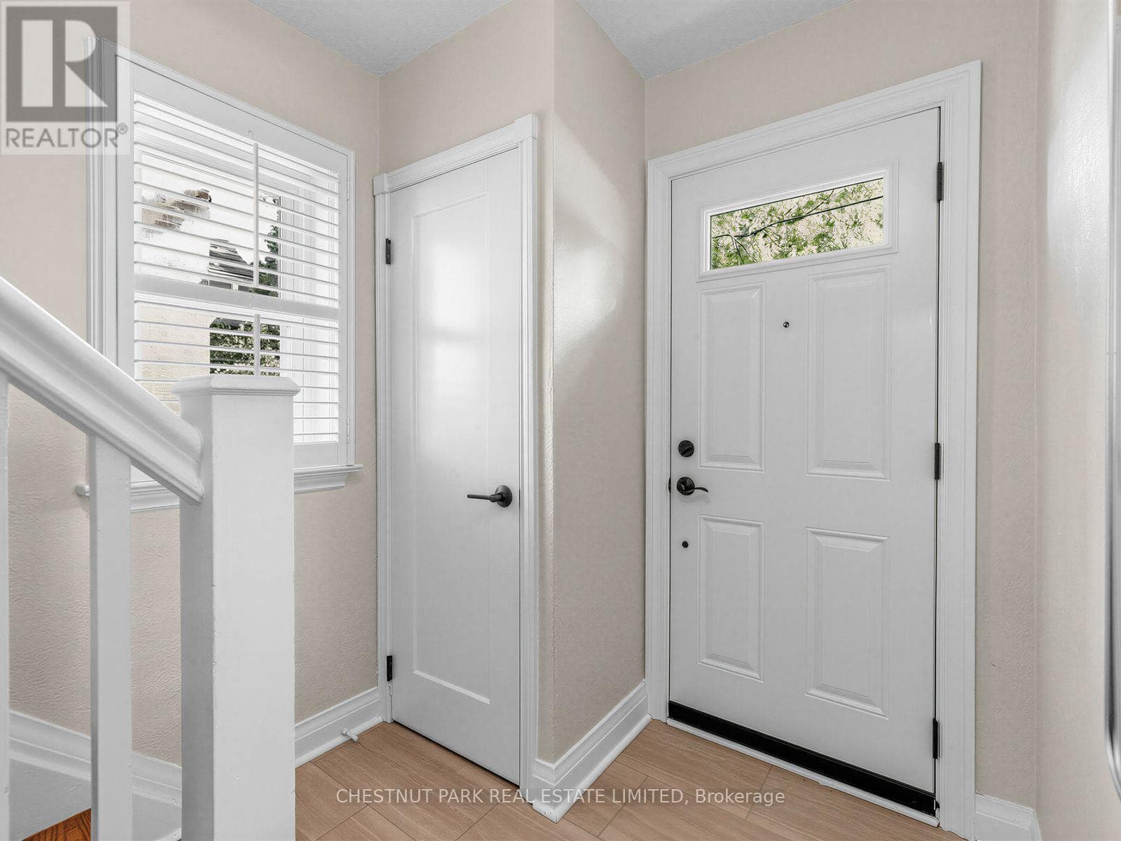 Photo of 8 BEAUFIELD AVENUE