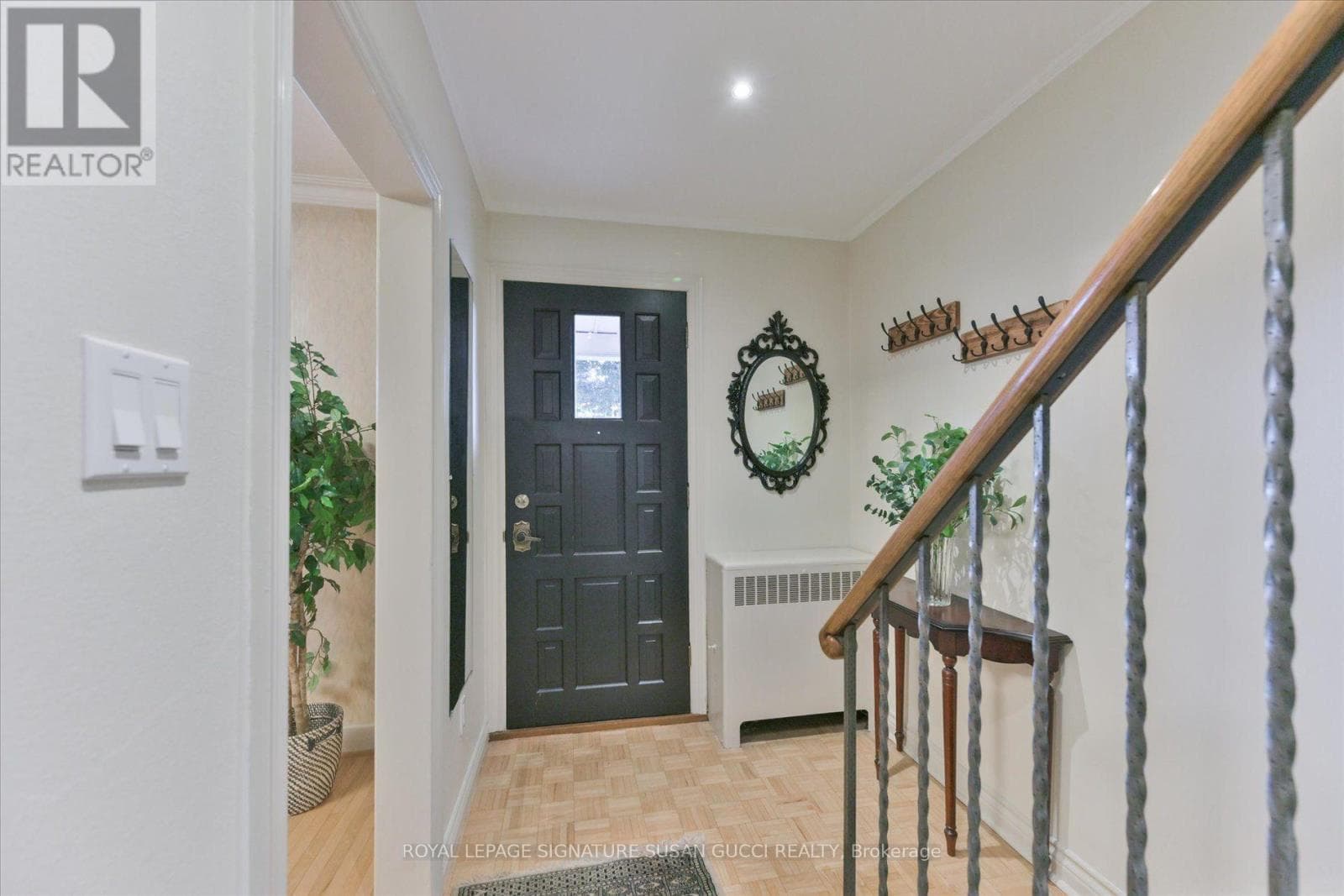 Photo of 8 SUTHERLAND AVENUE