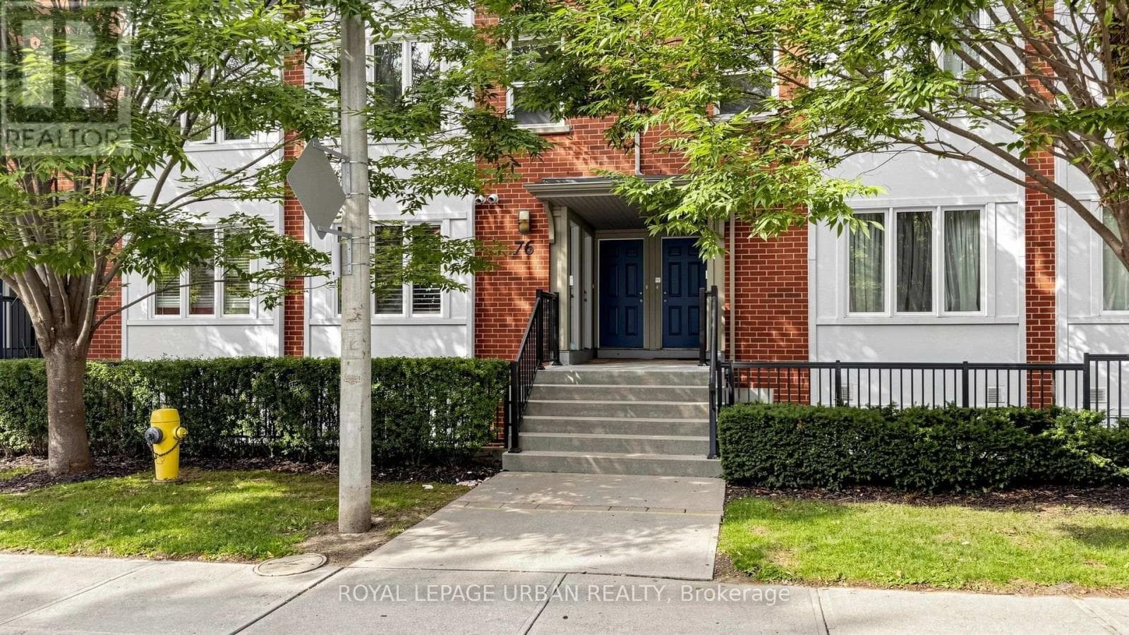 Photo of 2 - 76 MUNRO STREET