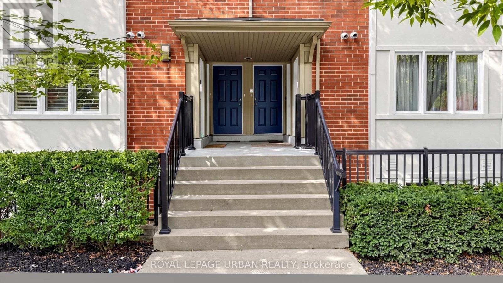Photo of 2 - 76 MUNRO STREET
