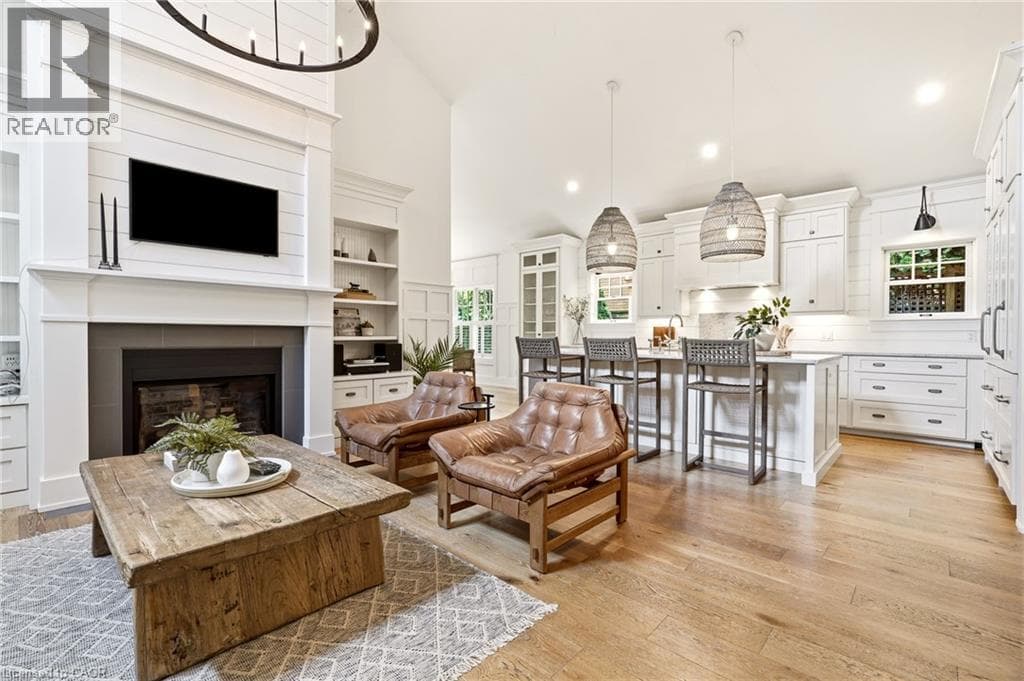 Photo of 330 CAMELOT Court