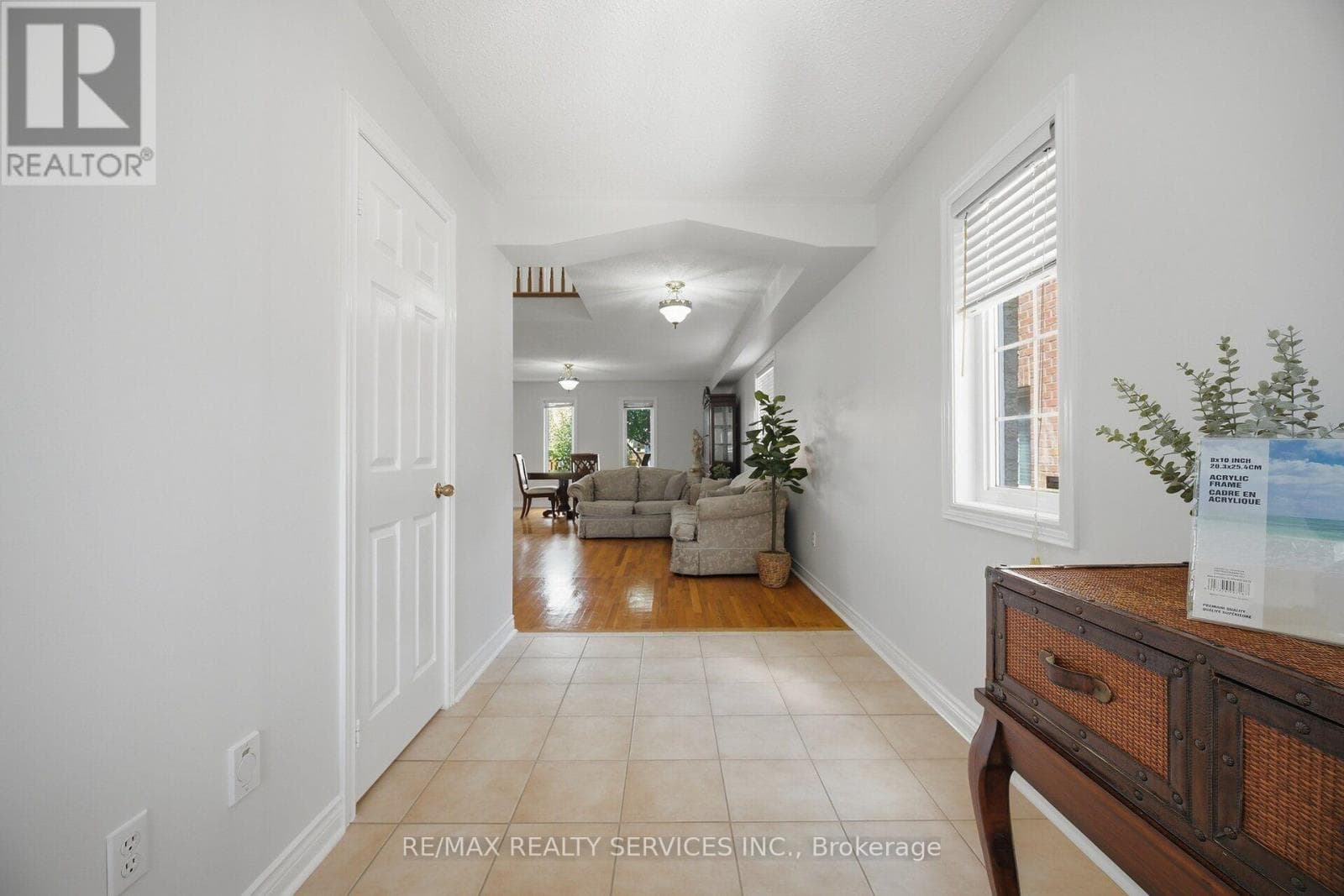 Photo of 30 MAPLE BEACH CRESCENT