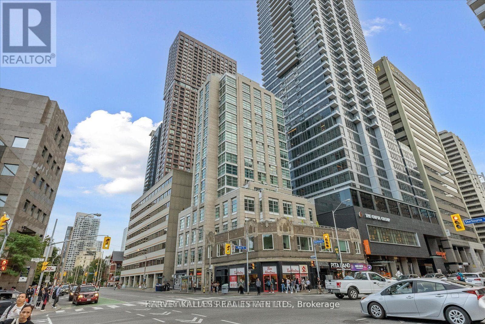 Photo of PH03 - 409 BLOOR STREET W