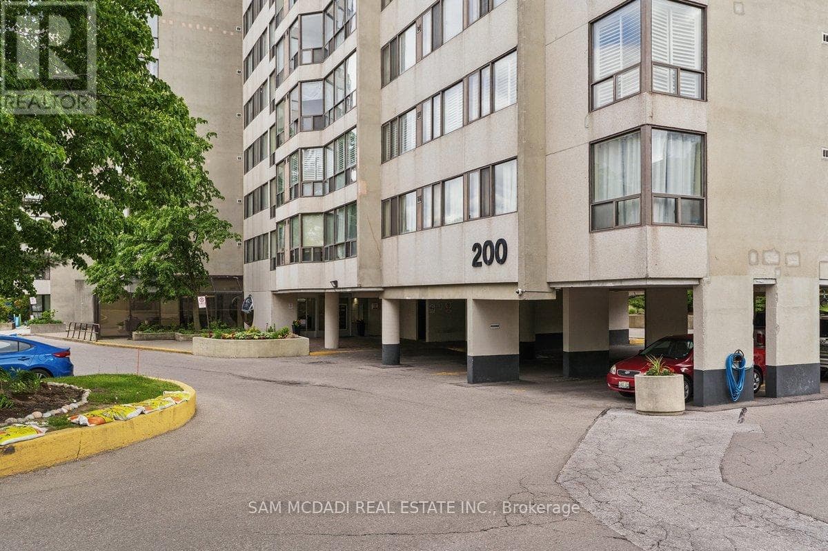 Photo of 1203 - 200 ROBERT SPECK PARKWAY
