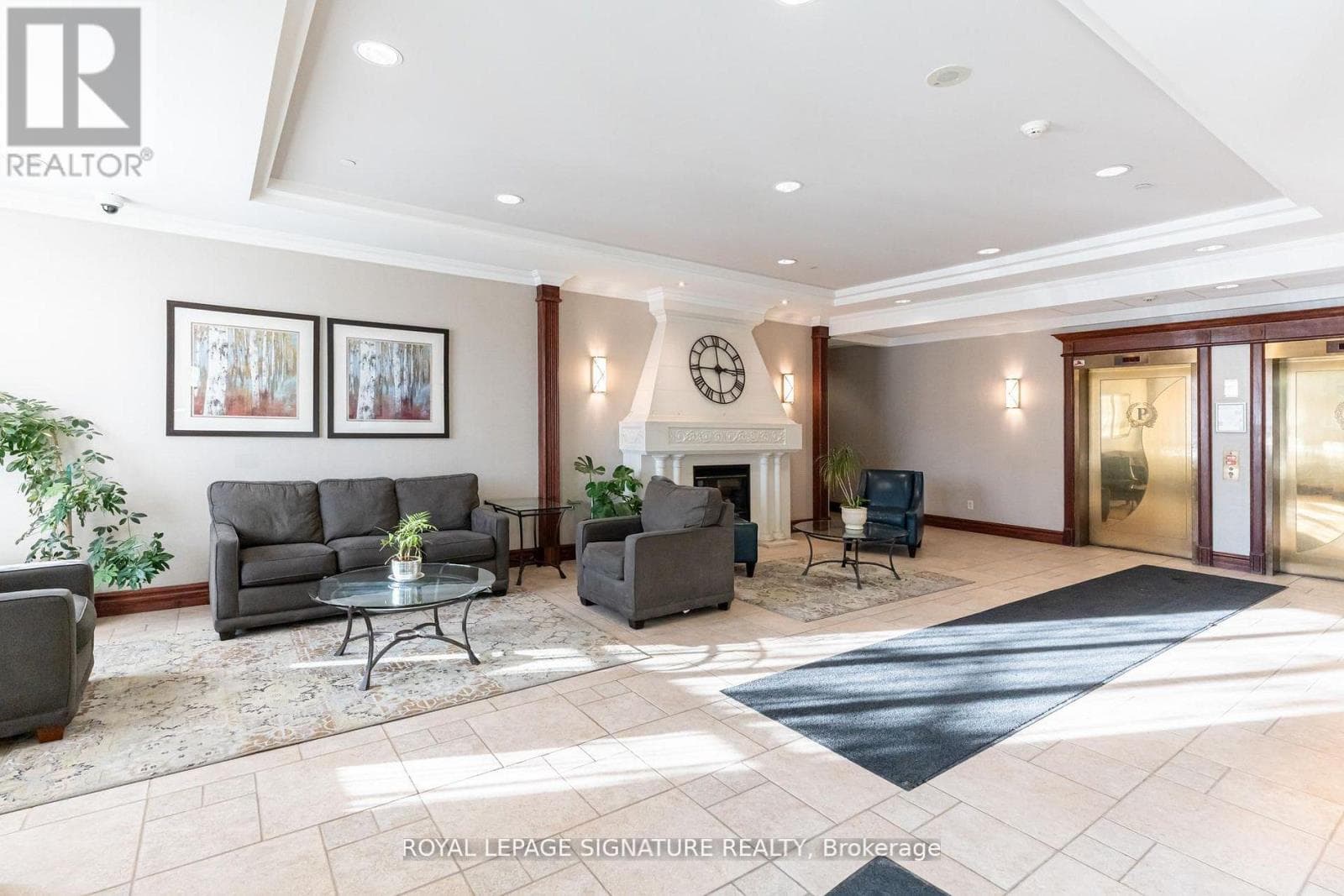 Photo of 1703 - 2545 ERIN CENTRE BOULEVARD