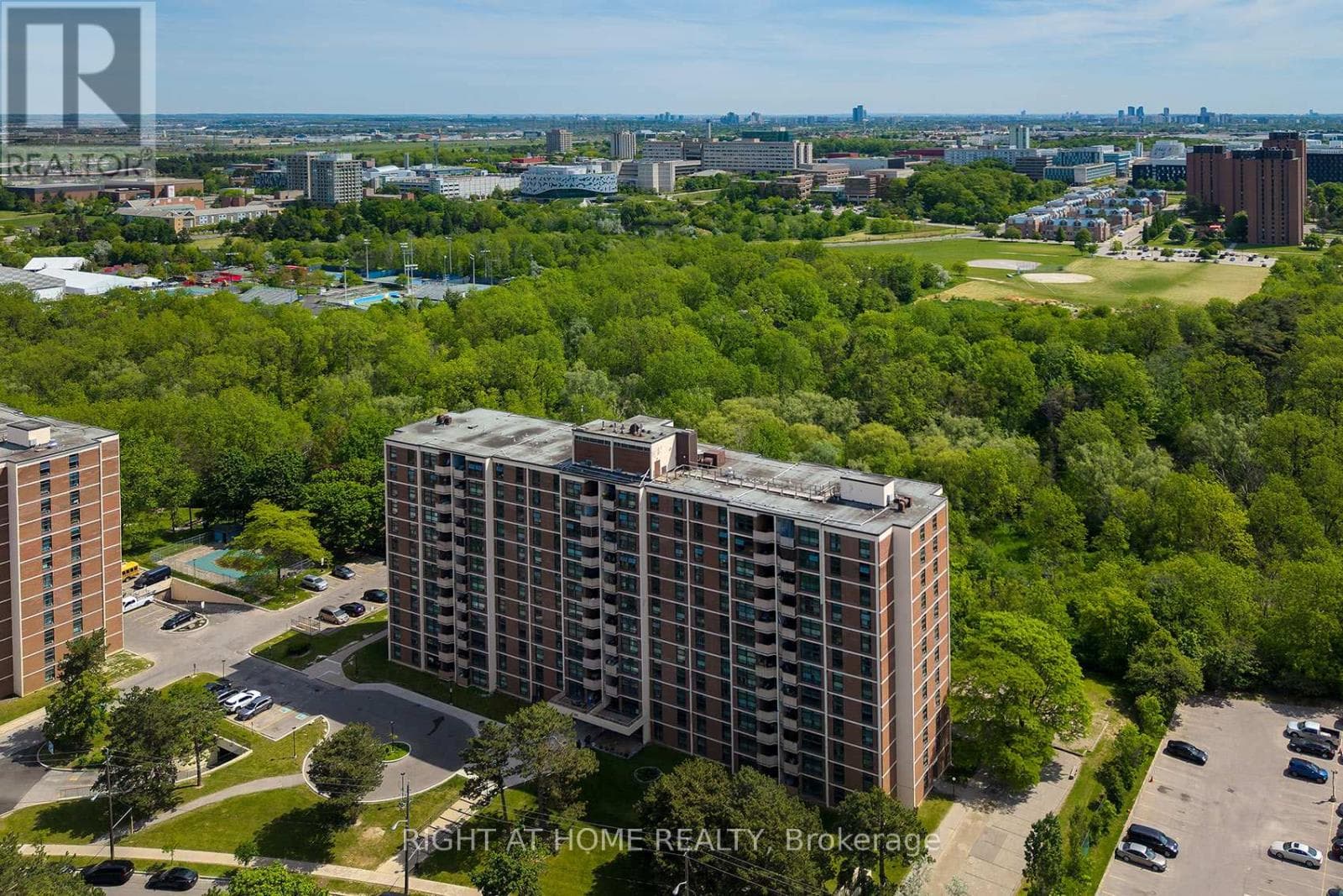 Photo of 608 - 335 DRIFTWOOD AVENUE