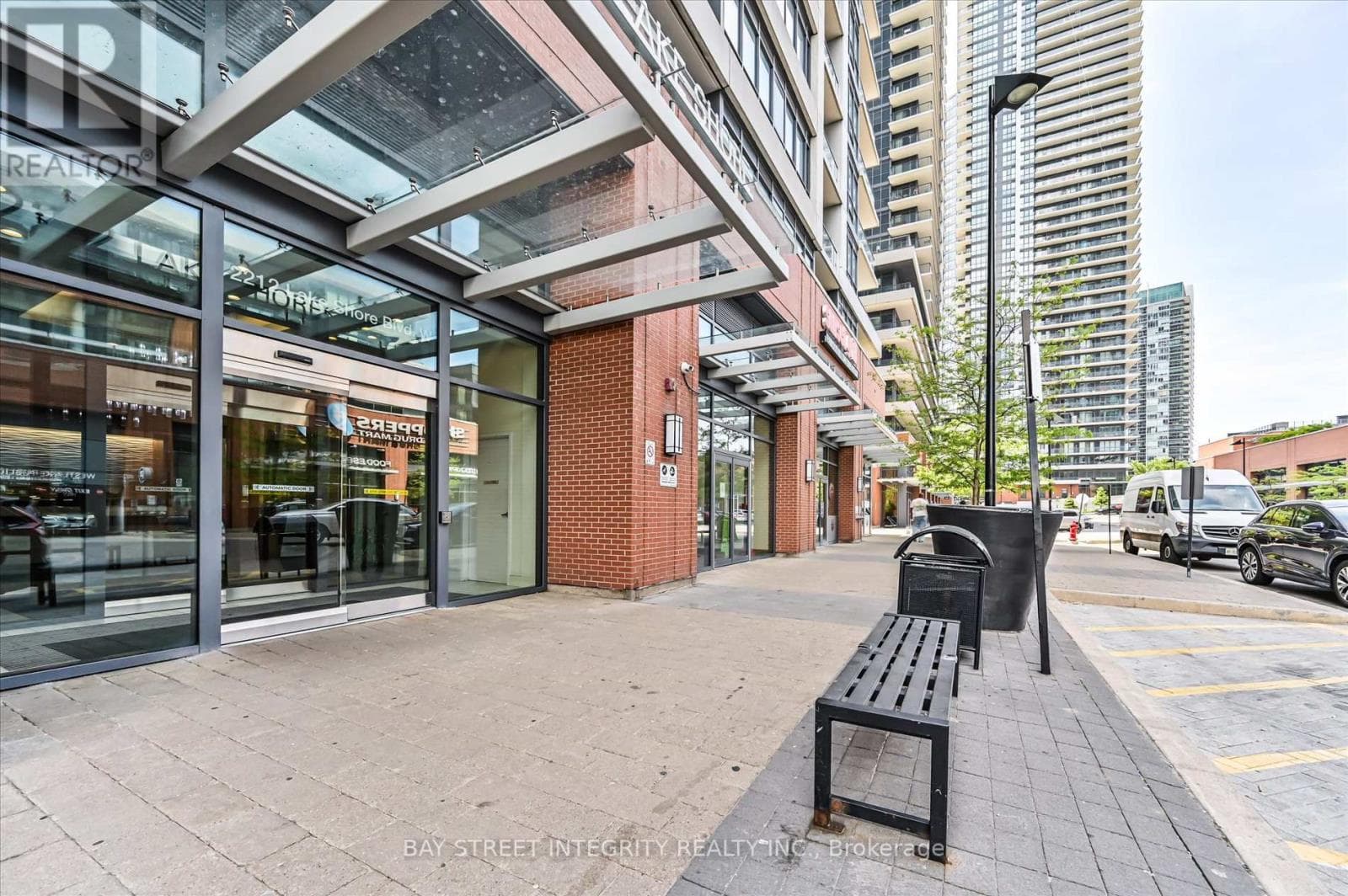 Photo of 2001 - 2212 LAKE SHORE BOULEVARD W