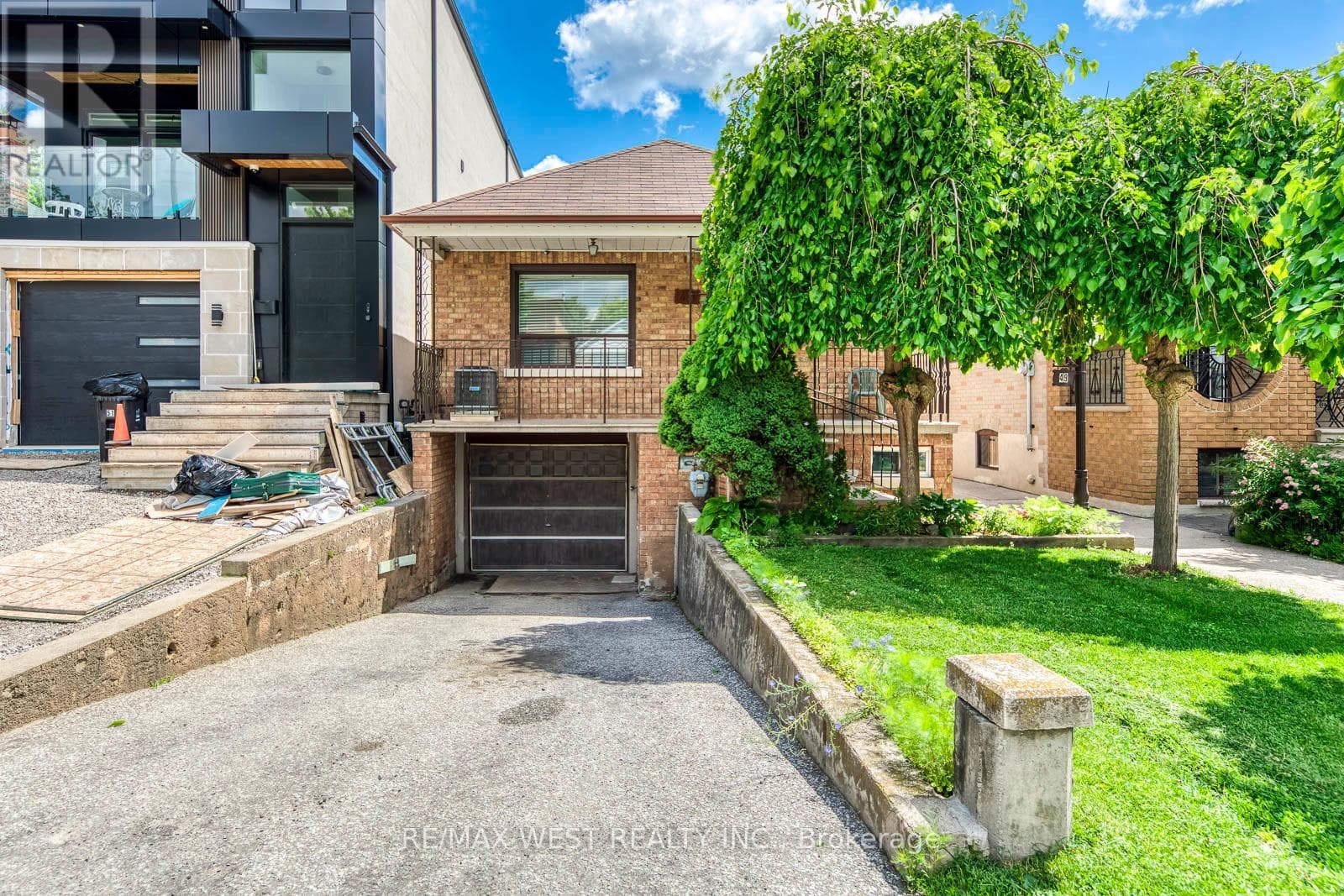 Photo of 49 MONTCALM AVENUE