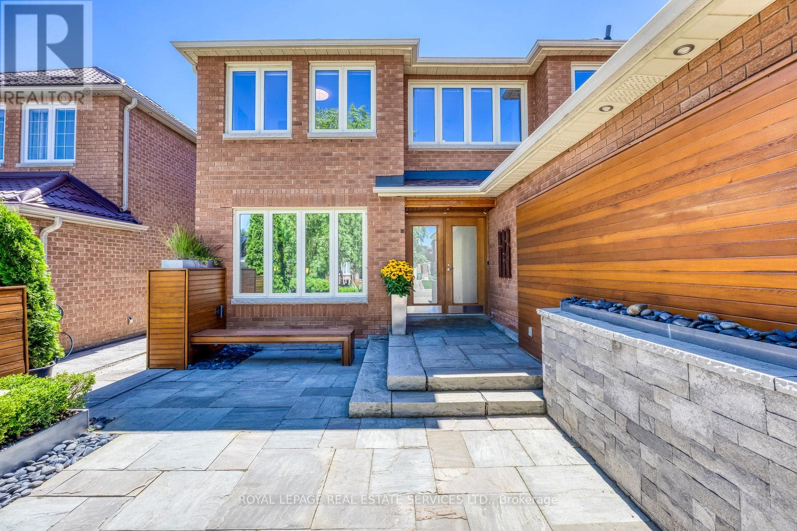 Photo of 300 CANITAL COURT