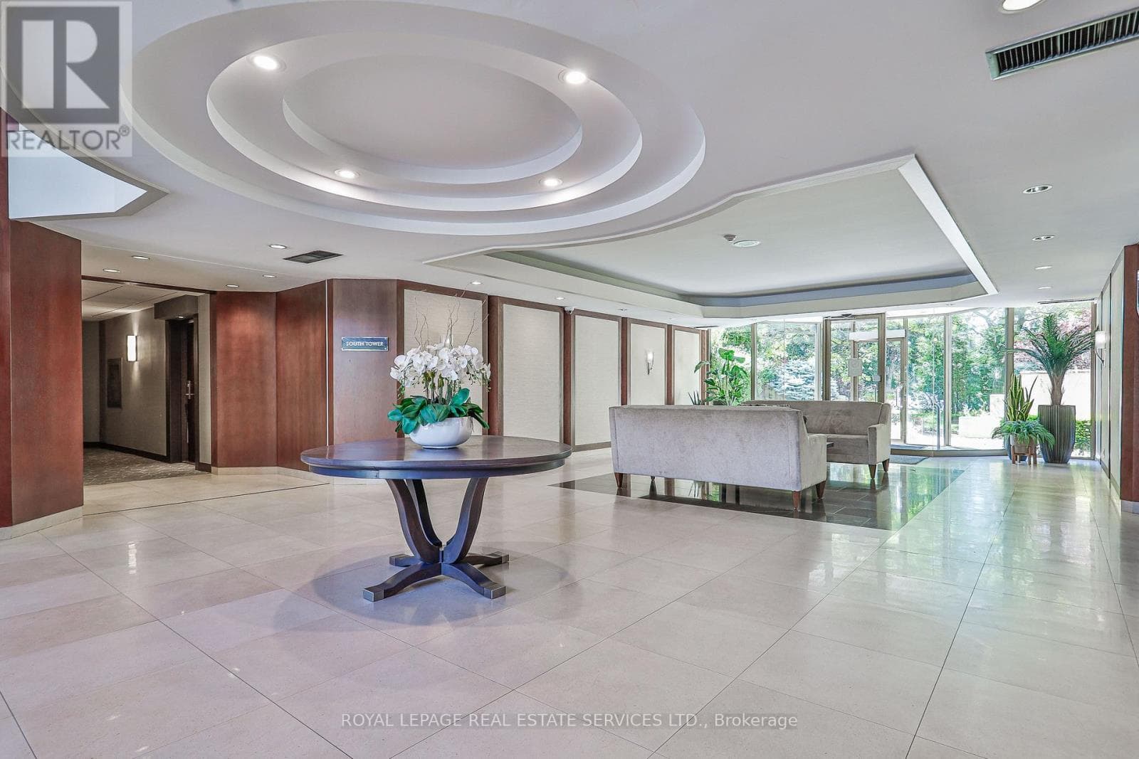 Photo of 1304 - 2267 LAKE SHORE BOULEVARD W
