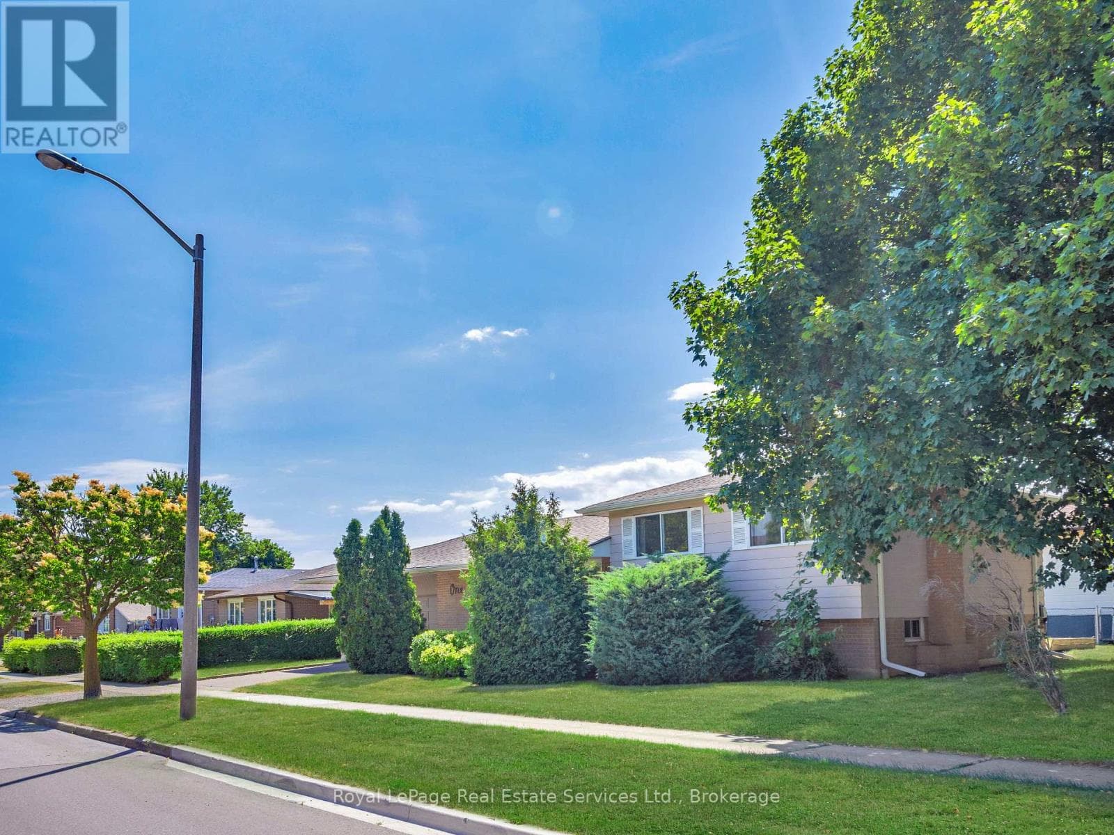 Photo of 1 MOSSWOOD LANE
