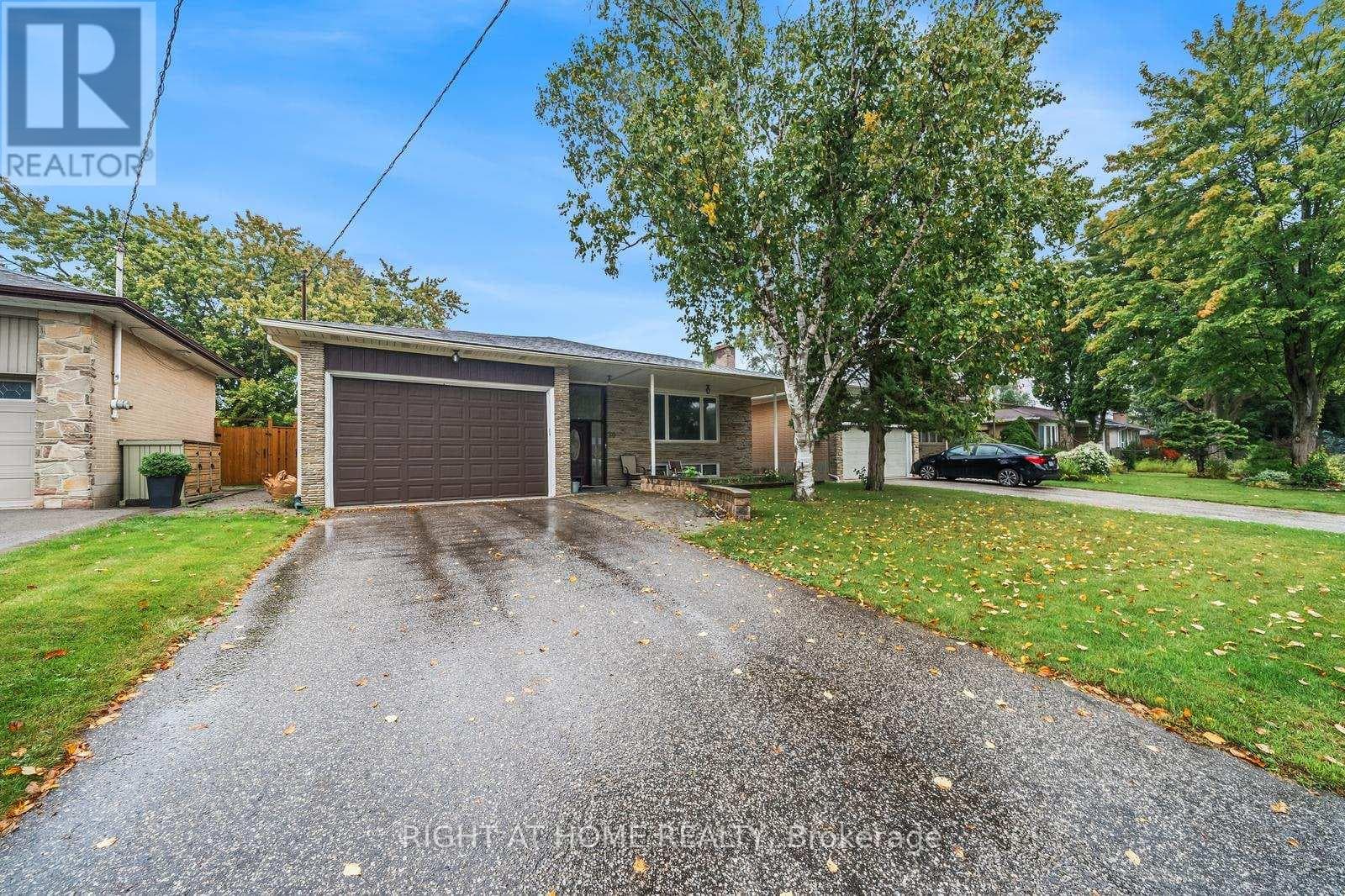 Photo of 39 HEATHVIEW AVENUE