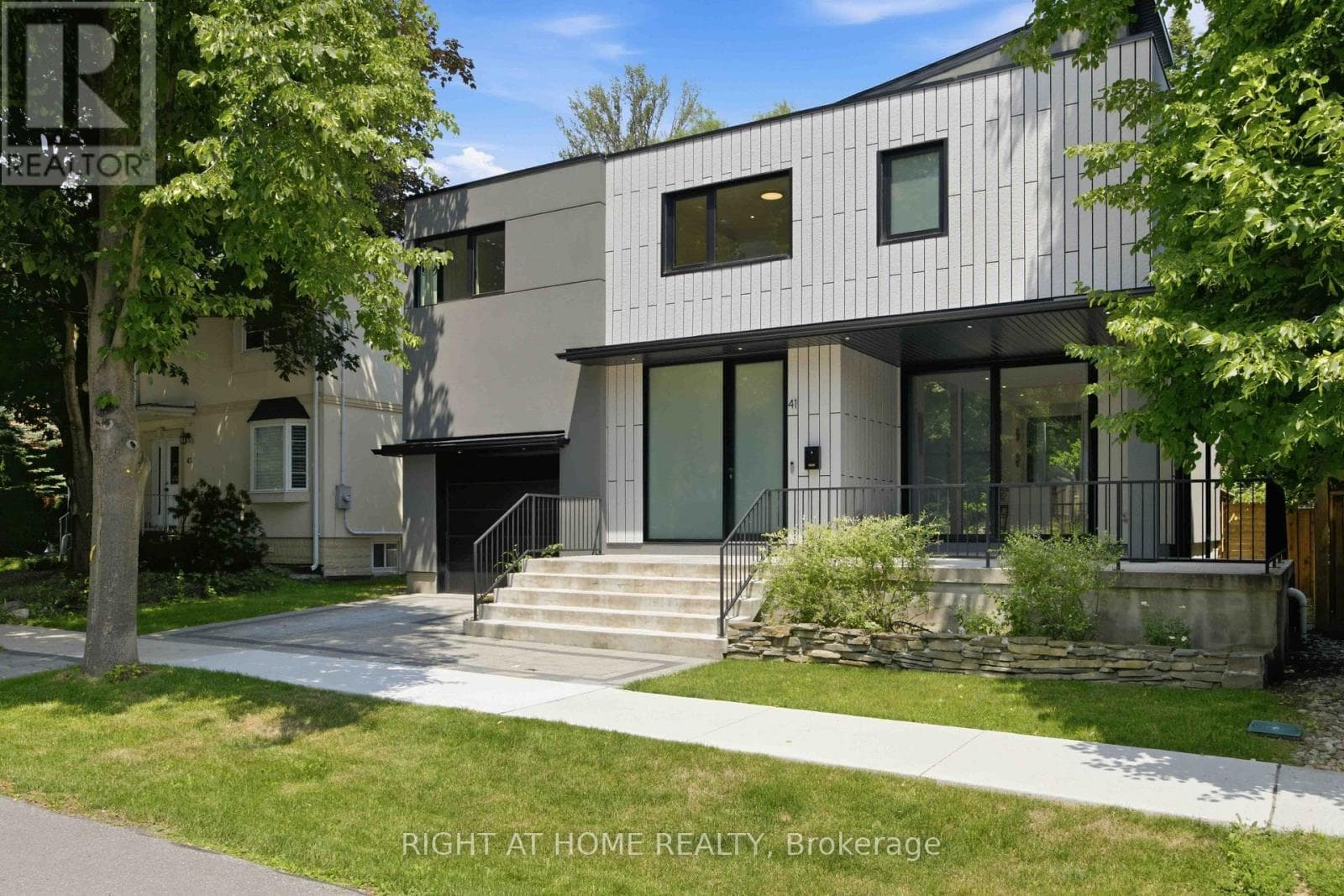 Photo of 41 BONNYVIEW DRIVE