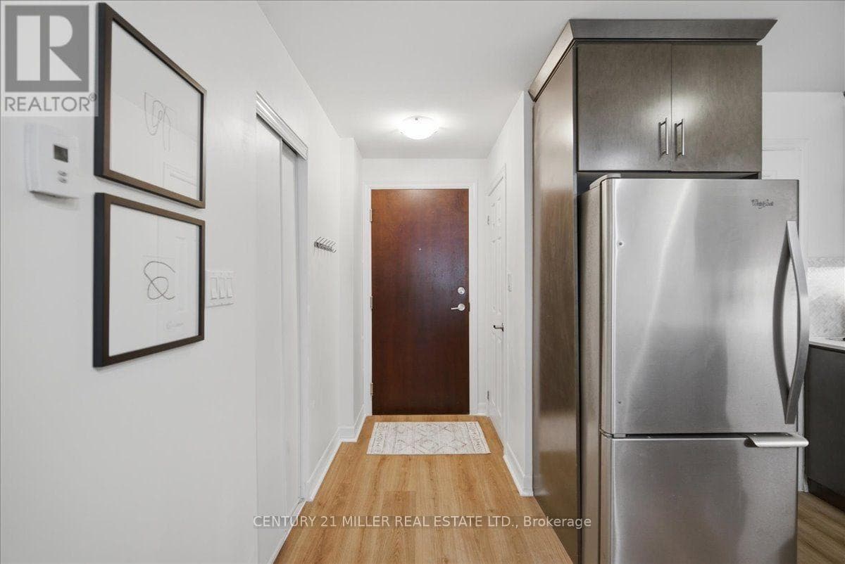 Photo of 102 - 70 STEWART STREET