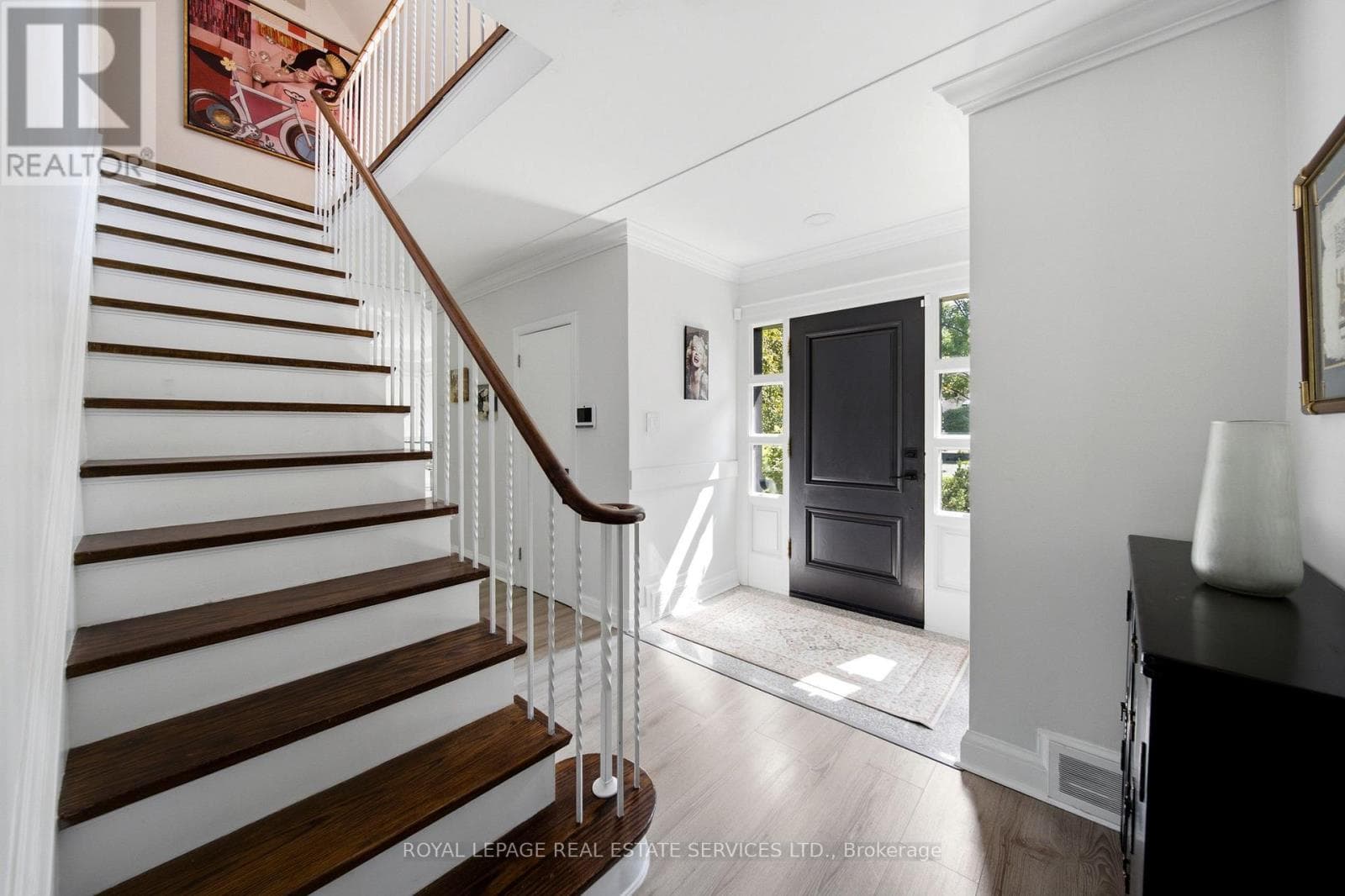 Photo of 59 EDGEVALLEY DRIVE
